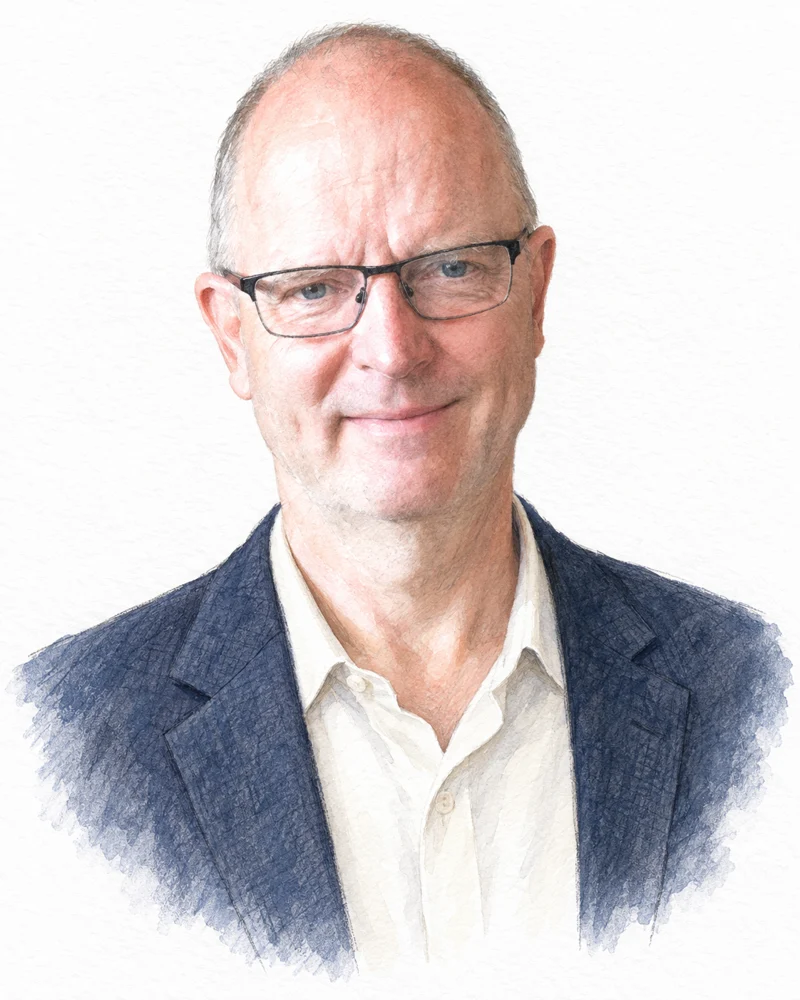 Peter Kaiser als leicht kolorierter Concept-Sketch glatt rasiert mit gepflegtem kurzem Haar, dunkelblauem Sakko und cremefarbenem Hemd